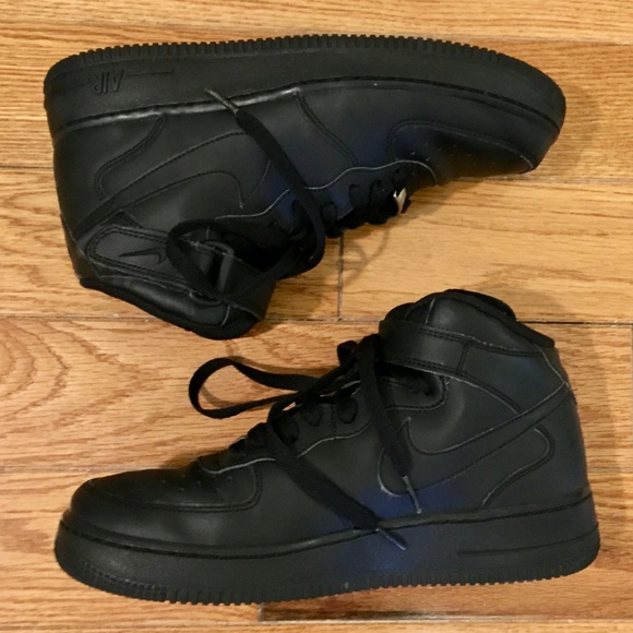 black nike high tops